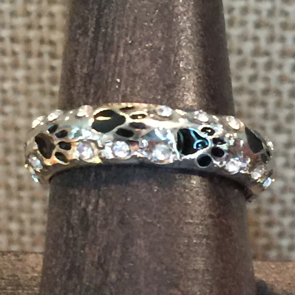 Paw Print Crystal Ring - Picture 2 of 4